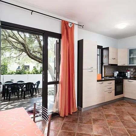Apartment Garden Flat