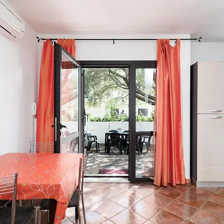 Apartment Garden Flat *